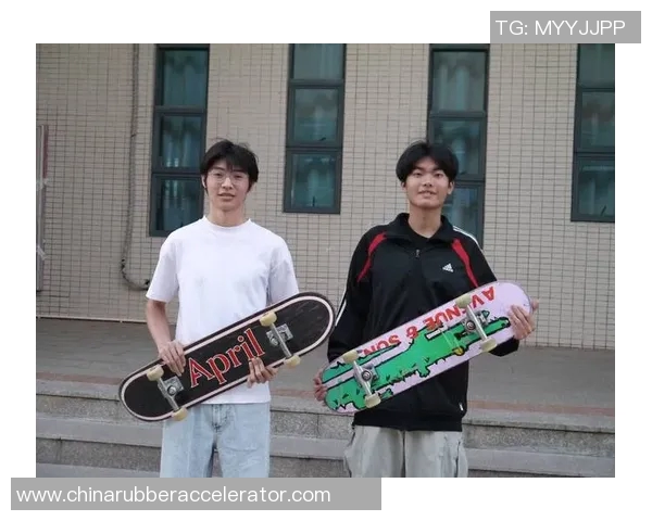 南京滑板队成长纪实：青春与梦想在城市街头的碰撞与飞扬