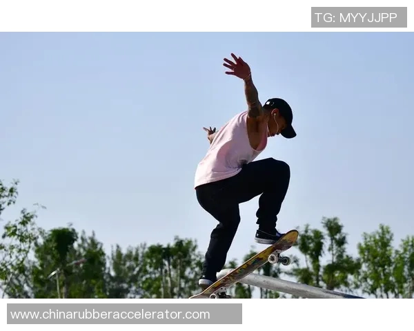 成都滑板队在极限运动联赛中的比赛经验与表现分析