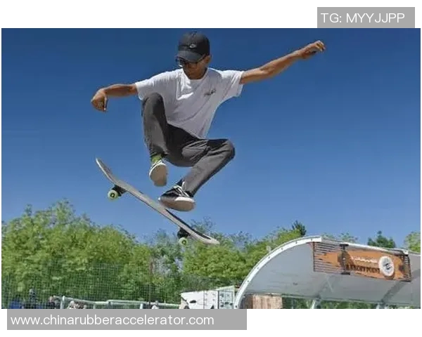 极限运动嘉年华回顾成都滑板队精彩表现与比赛经验分享