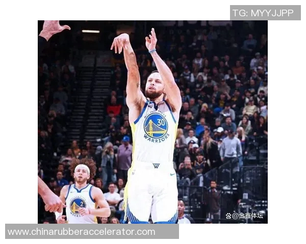 库里三分大赛决赛狂揽20球创历史纪录引发球迷热议