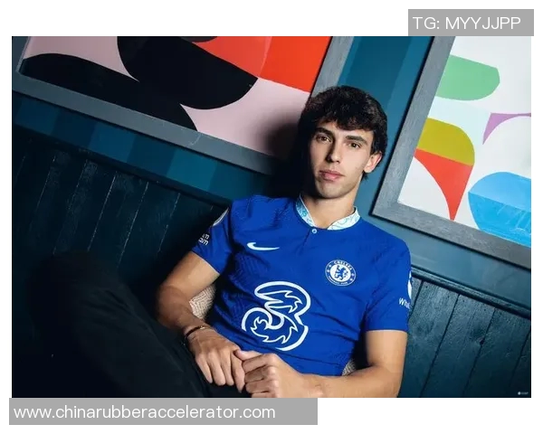 科斯塔的传奇之路：从默默无闻到足球巨星的华丽转身