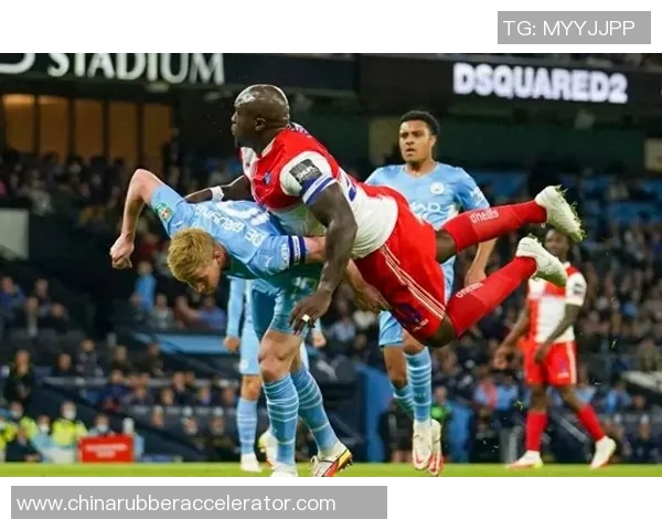 英甲罗瑟汉姆对阵强敌全力争胜期待精彩比赛瞬间