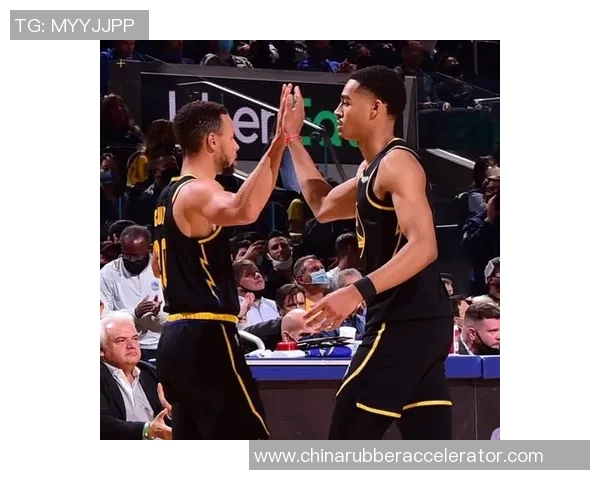 西部半决赛勇士与鹈鹕激战正酣谁将晋级决赛争夺总冠军荣耀 西部半决赛勇士与鹈鹕激战正酣谁将晋级决赛争夺总冠军荣耀