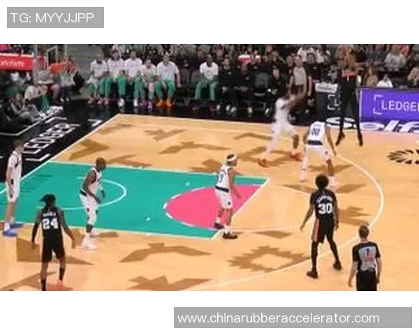 文班亚马法国队首战大放异彩狂砍27分引发NBA球探热议与关注